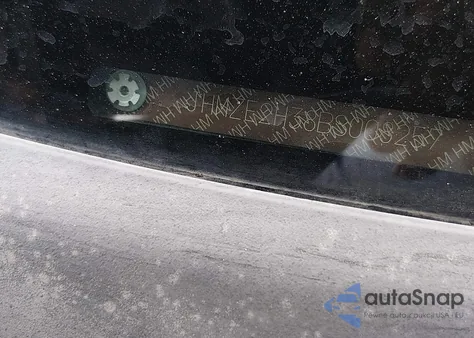 2011 Honda Insight z USA, uszkodzony, nr VIN JHMZE2H38BS008257